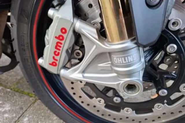 Triumph Speed Triple 1050 (2017) thumbnail 3