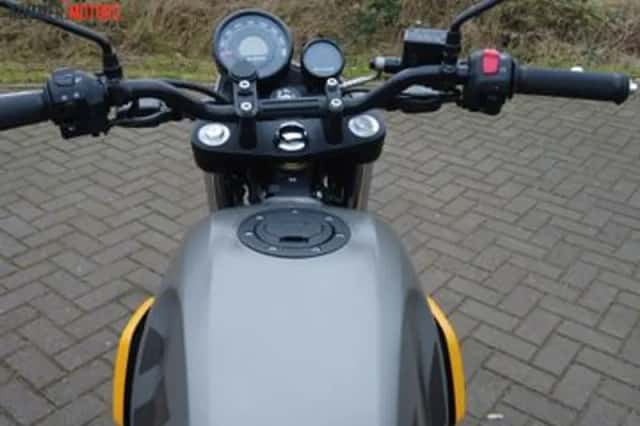 Royal Enfield Himalayan (2026) thumbnail 6
