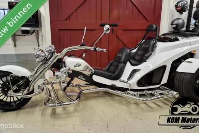 Boom Mustang Advance Automaat Trike (2019) thumbnail 1