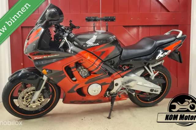 Honda CBR600F (1998) thumbnail 5