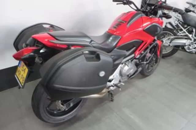 Honda NC700X (2012) thumbnail 3
