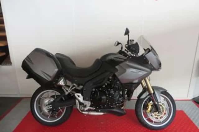 Triumph Tiger 1050 (2009) thumbnail 1