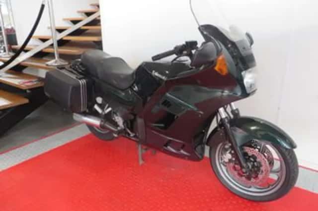 Kawasaki GTR 1000 (1998) thumbnail 2