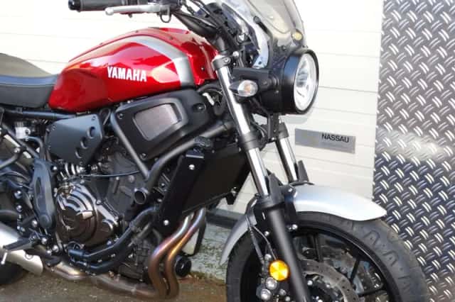 Yamaha XSR700 (2019) thumbnail 1