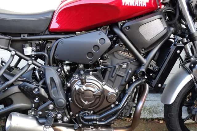 Yamaha XSR700 (2019) thumbnail 3
