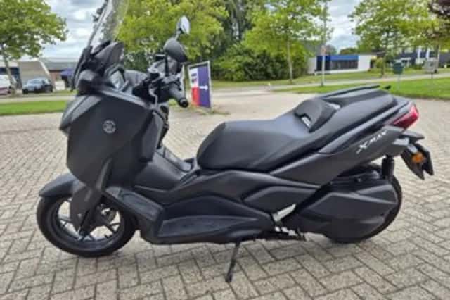 Yamaha X-MAX 300 (2023) thumbnail 6