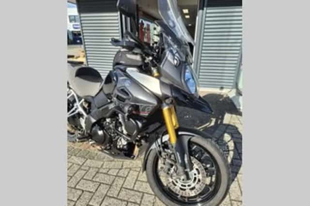 Suzuki V-Strom (2016) thumbnail 2