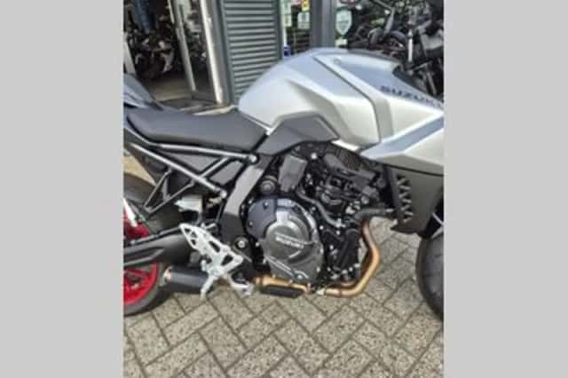 Suzuki GSX-8S (2025) thumbnail 3