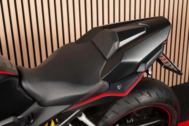 Honda CBR650R (2020) thumbnail 5