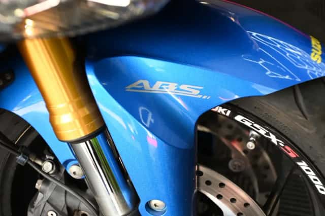 Kawasaki Z900 (2015) thumbnail 4