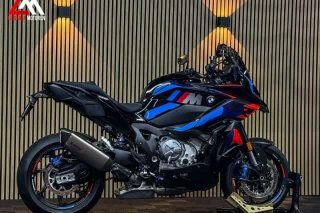 BMW M 1000 XR (2024) thumbnail 3