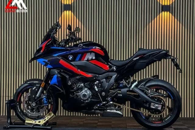 BMW M 1000 XR (2024) thumbnail 5