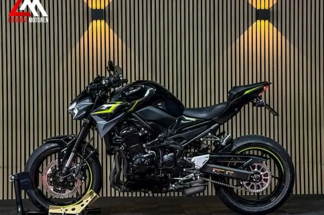 Kawasaki Z900 (2024) thumbnail 5