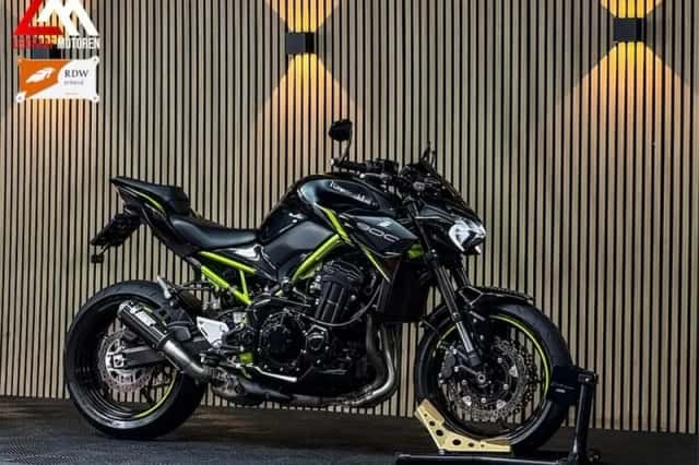 Kawasaki Z900 (2023) thumbnail 1