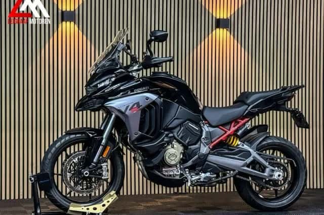 Ducati Multistrada V4S (2025) thumbnail 6