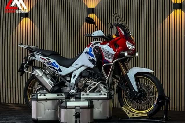 Honda CRF1100L Africa Twin Adventure Sports (2026) thumbnail 2