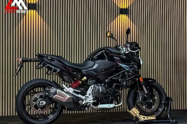 BMW F 900 R (2024) thumbnail 3