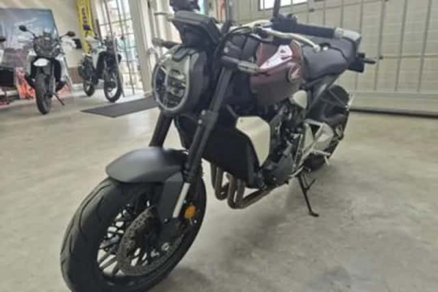 Honda CB1000R (2023) thumbnail 3