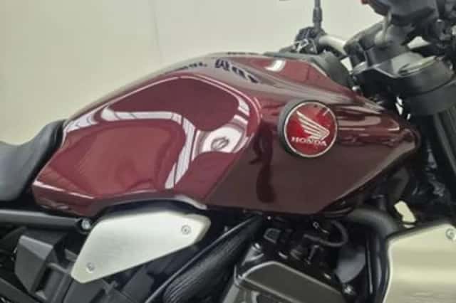 Honda CB1000R (2023) thumbnail 6
