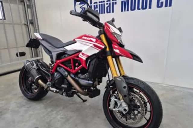 Ducati Hypermotard 939 SP (2017) thumbnail 2