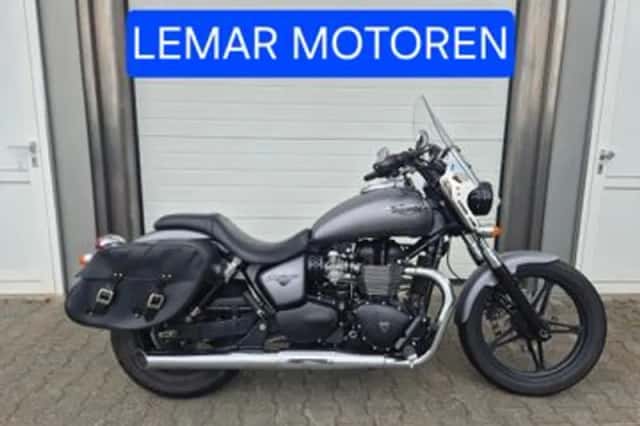 Triumph Speedmaster (2015) thumbnail 1
