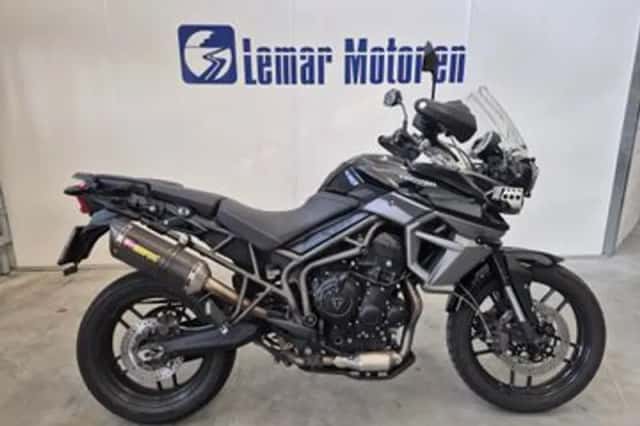 Triumph Tiger 800 XR (2015) thumbnail 1