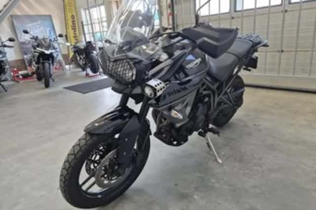 Triumph Tiger 800 XR (2015) thumbnail 3