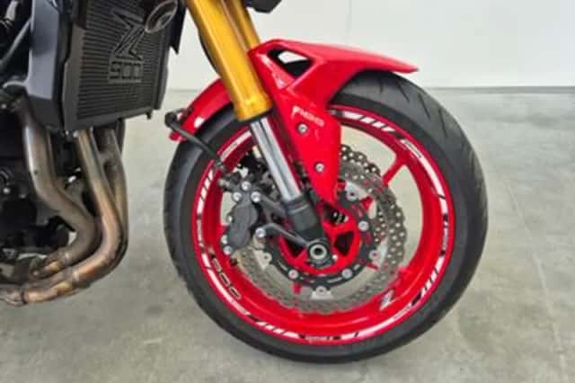 Kawasaki Z 900 50TH Anniversary (2022) thumbnail 3