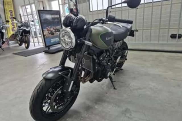 Kawasaki Z900RS (2020) thumbnail 3