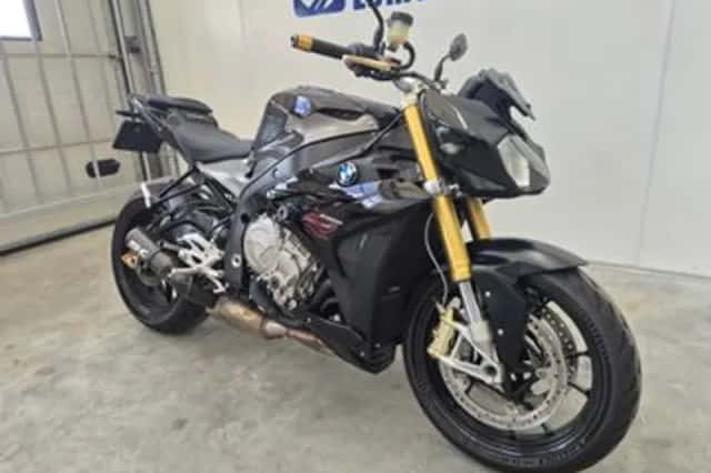 BMW S 1000 R (2015) thumbnail 2