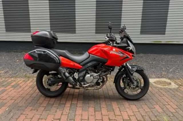 Suzuki V-Strom (2009) thumbnail 1