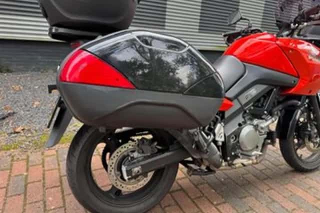 Suzuki V-Strom (2009) thumbnail 3