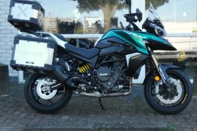 Benelli TRK 902 Stradale (2026) thumbnail 1