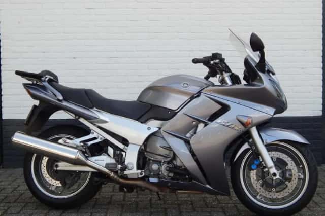 Yamaha FJR1300 (2006) thumbnail 1