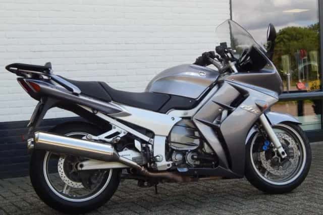 Yamaha FJR1300 (2006) thumbnail 4