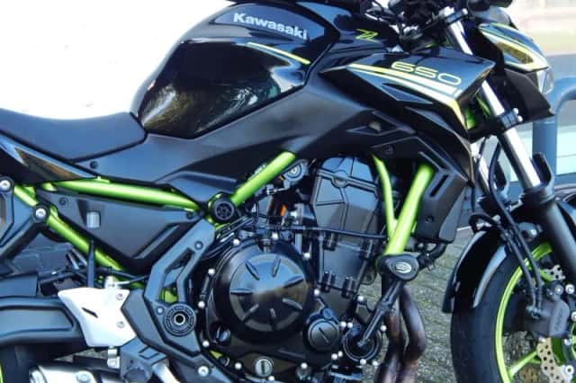 Kawasaki Z650 (2021) thumbnail 4