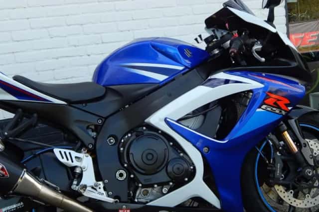 Suzuki GSX-R750 (2007) thumbnail 4