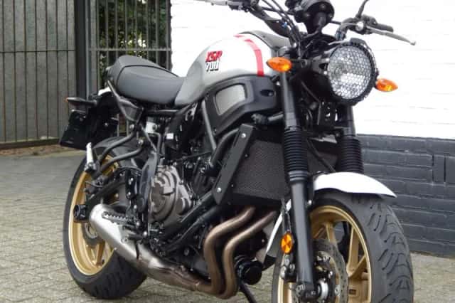 Yamaha XSR 700 Xtribute (2020) thumbnail 3
