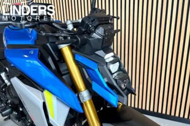Suzuki GSX-S1000 (2022) thumbnail 2