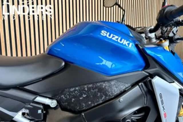 Suzuki GSX-S1000 (2022) thumbnail 6