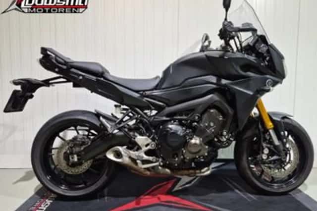 Yamaha Tracer 900 (2016) thumbnail 1