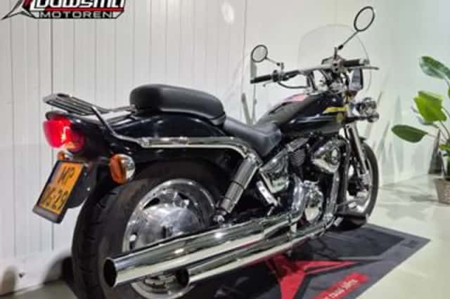 Suzuki VZ 800 Marauder (2003) thumbnail 3