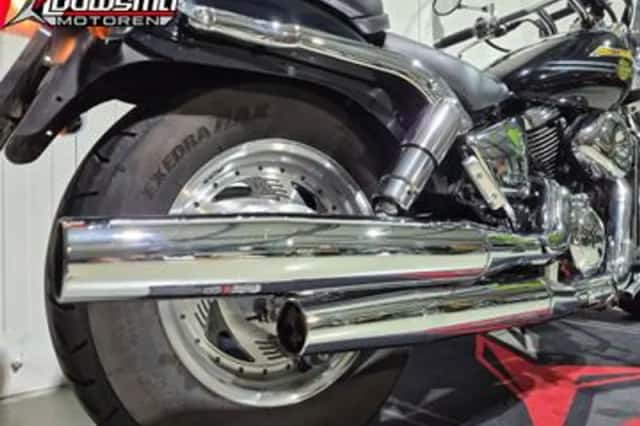 Suzuki VZ 800 Marauder (2003) thumbnail 4
