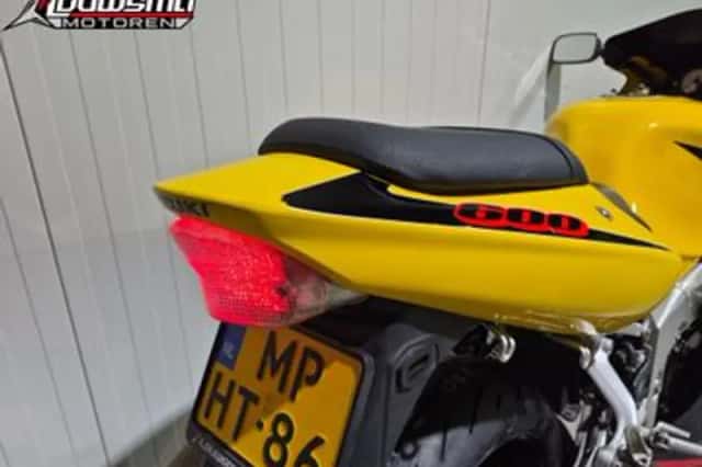 Suzuki GSX-R600 (2000) thumbnail 4