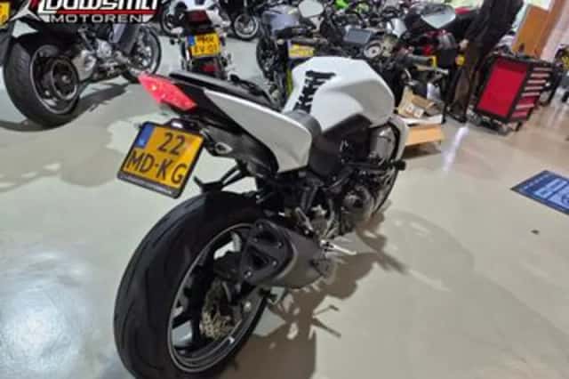 Kawasaki Z750 (2008) thumbnail 5