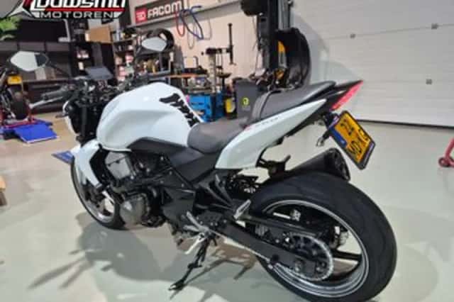 Kawasaki Z750 (2008) thumbnail 6