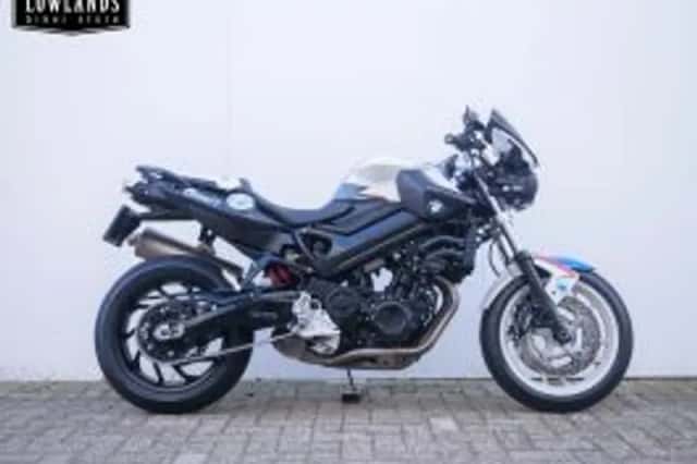 BMW F 800 R (2010) thumbnail 1