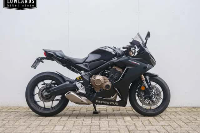 Honda CBR650R (2021) thumbnail 2