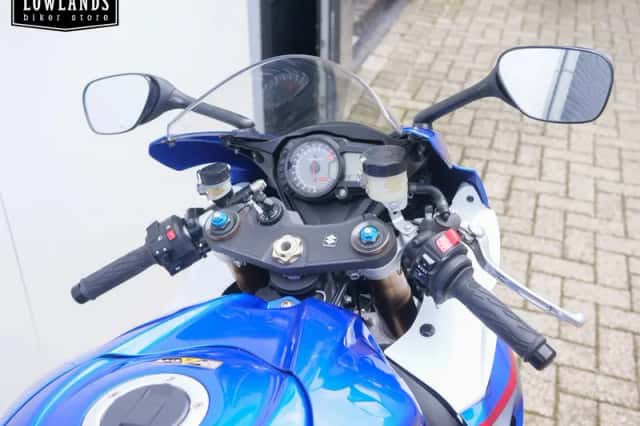 Suzuki GSX-R1000 (2007) thumbnail 3
