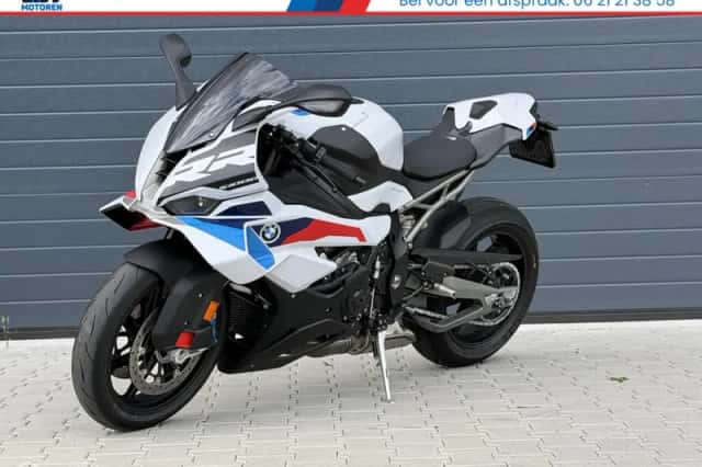 BMW S 1000 RR (2025) thumbnail 3